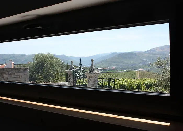 Casa Nª Sra. Do Carmo - *